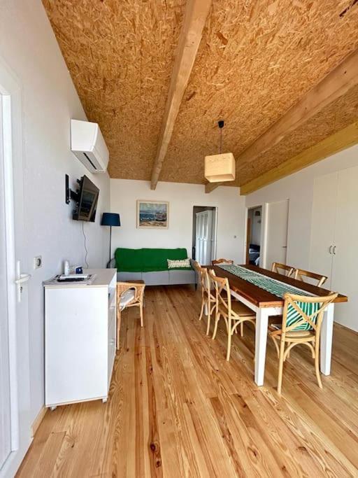 Maison Chalet 200 M De La Plage Climatisation Et Wifi Gruissan Eksteriør bilde